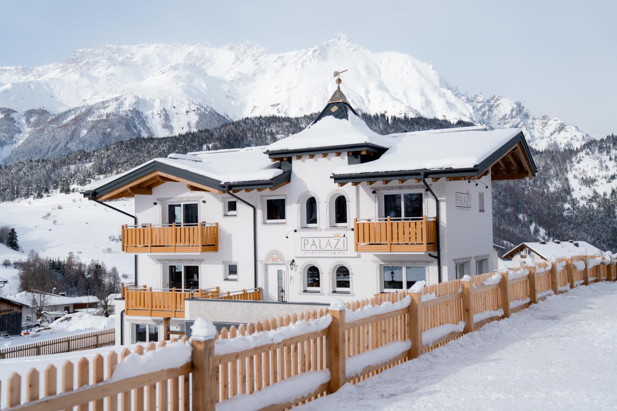 Palazi Apartments & Spa ナウダース エクステリア 写真